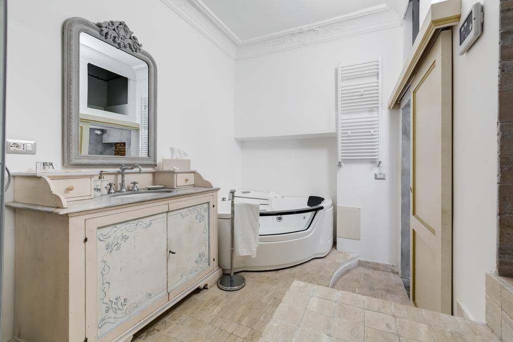 Colonna Suite - Rome Spanish Steps Suite & Spa Екстериор снимка
